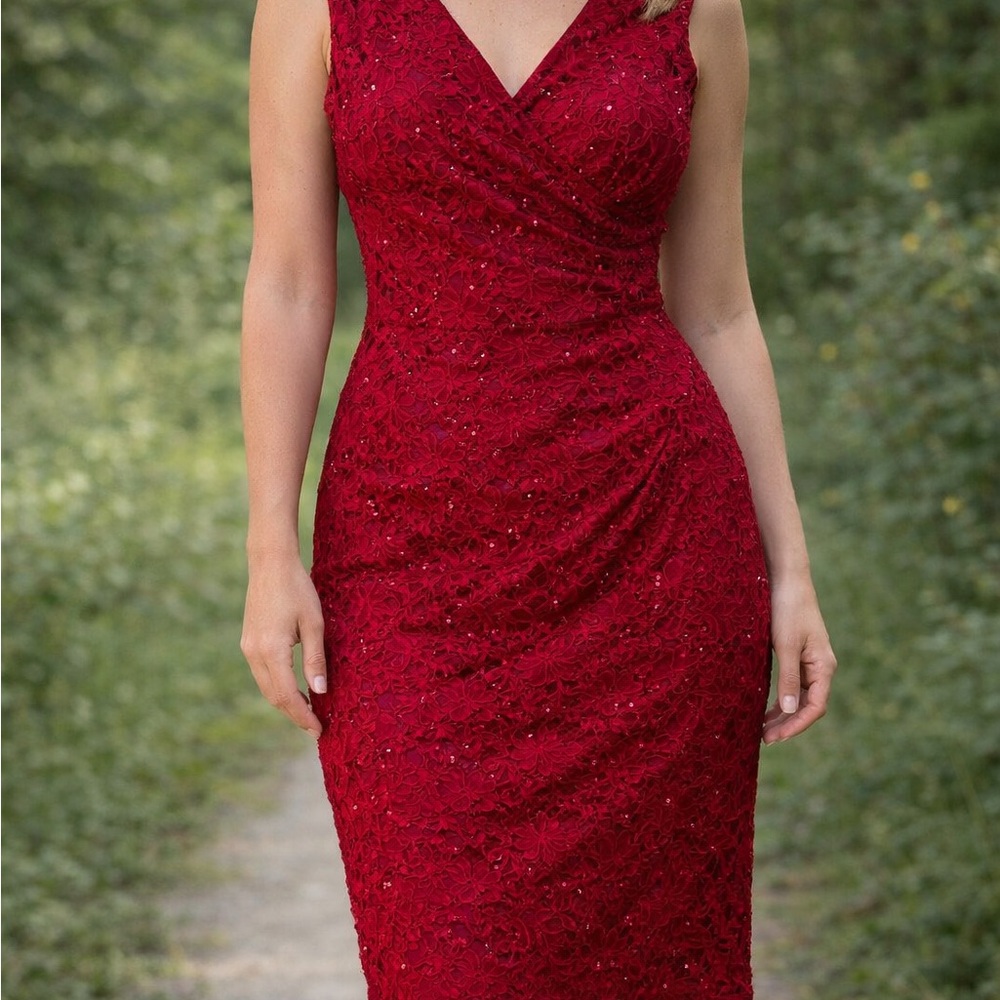 Connected Apparel Red Lace Dress Size 10 Elegant Stretch Party Formal